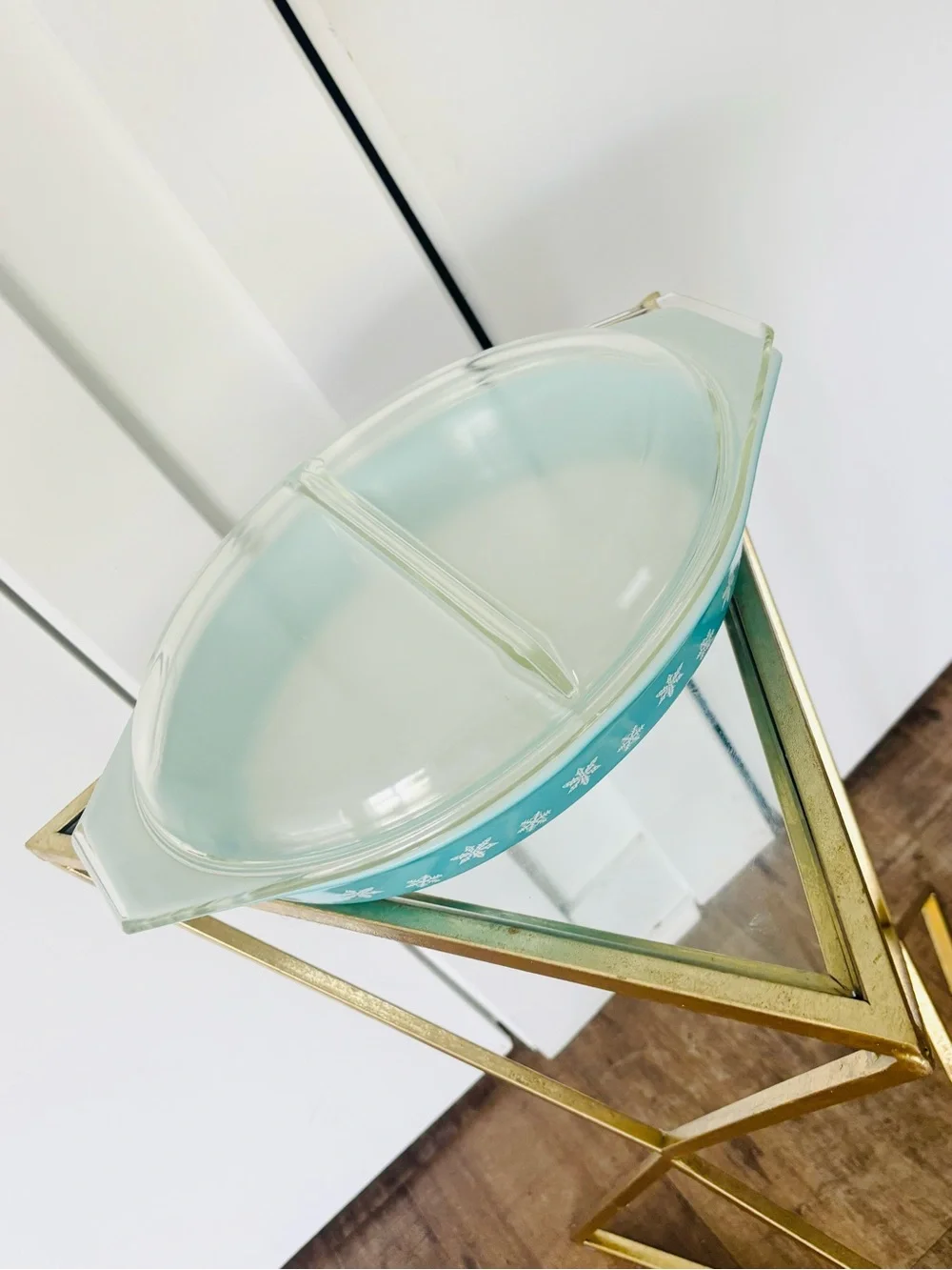 VTG 1950's Pyrex Turquoise Snowflake 1.5 Quart Divided Casserole Dish with Lid